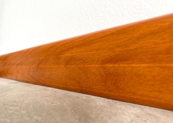 Guardaescoba madera - Image 5